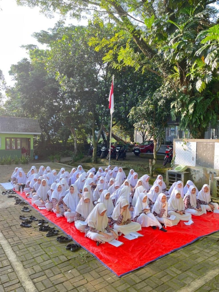 Masjid sekolah